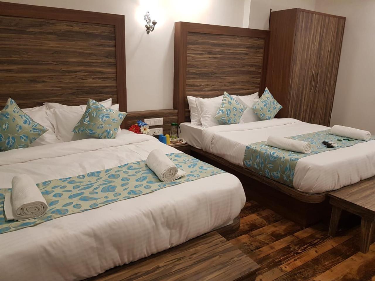 C P Cottage Resort Mahābaleshwar Esterno foto