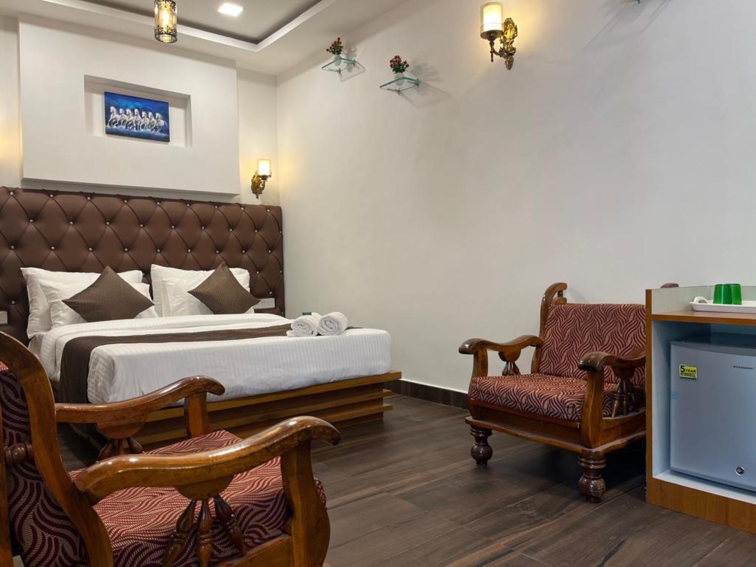 C P Cottage Resort Mahābaleshwar Esterno foto