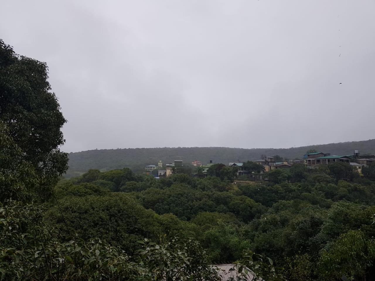 C P Cottage Resort Mahābaleshwar Esterno foto