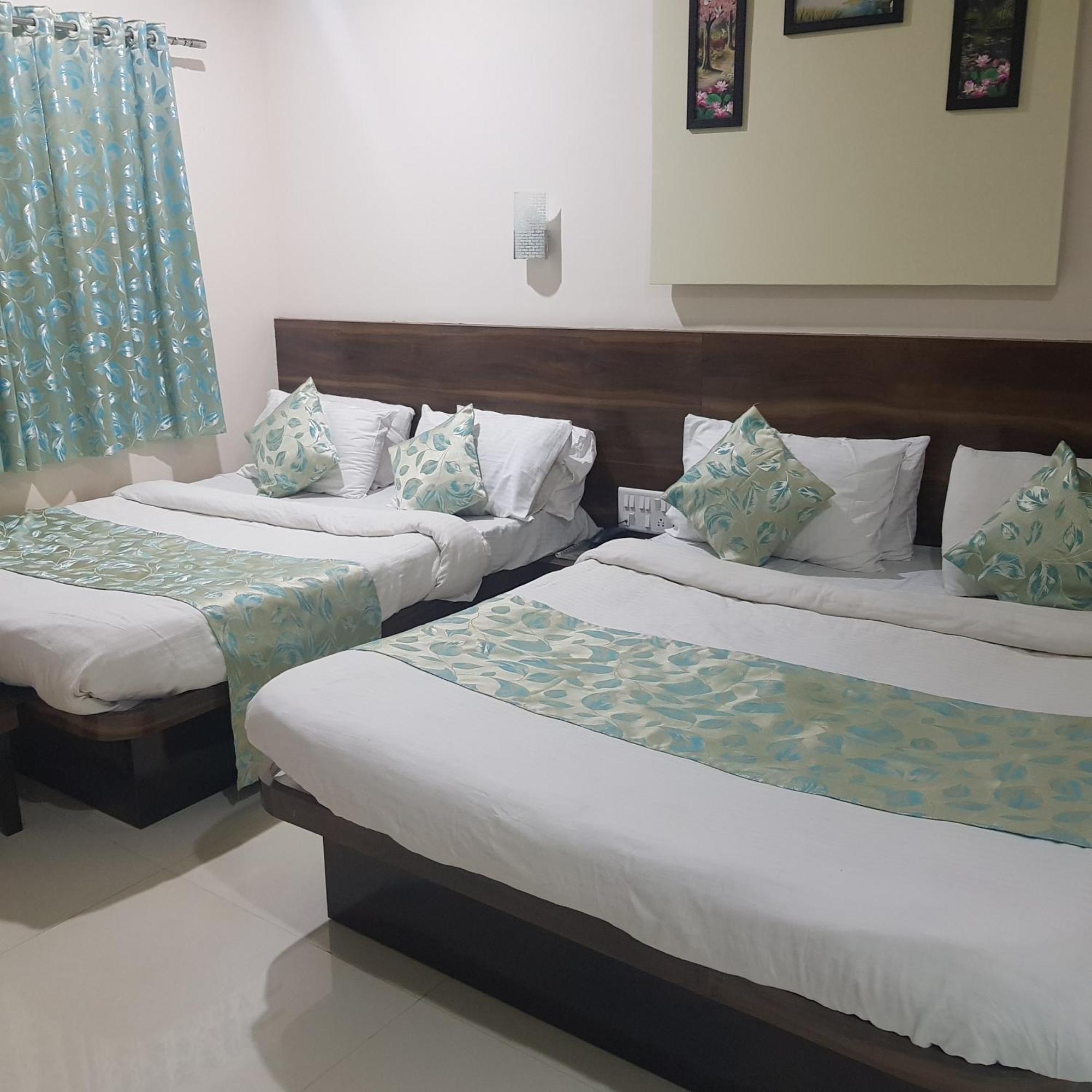 C P Cottage Resort Mahābaleshwar Esterno foto